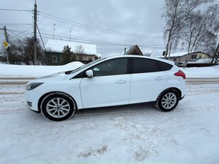 2015 Ford Focus III Рестайлинг, белый, 925000 рублей, вид 4