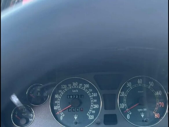 2001 Maserati 3200 GT, красный, 1500000 рублей - вид 10