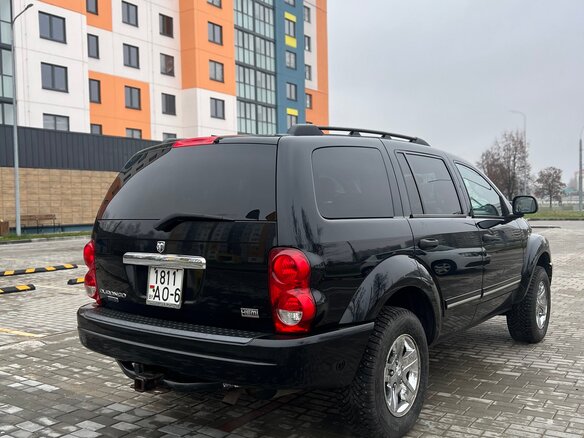 2005 Dodge Durango II, чёрный, 1400000 рублей - вид 5