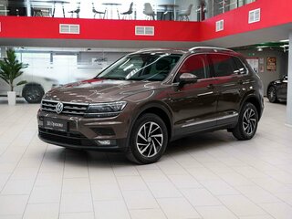 2018 Volkswagen Tiguan II, коричневый, 2290000 рублей, вид 5