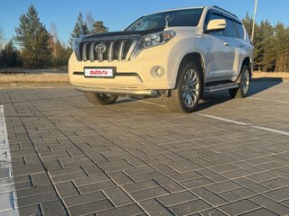 2013 Toyota Land Cruiser Prado 5-speed 150 Series Рестайлинг 1, белый, 4150000 рублей, вид 1