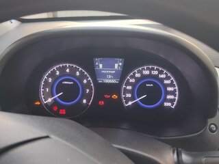 2013 Hyundai Solaris I, белый, 890000 рублей, вид 5