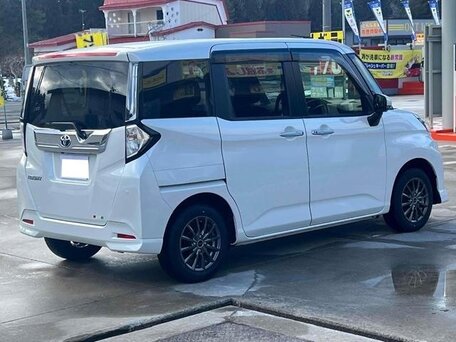 2020 Toyota Roomy I, белый, 980000 рублей, вид 5
