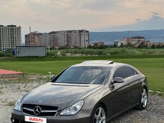 2005 Mercedes-Benz CLS 500 I (C219), серый, 1199999 рублей, вид 1
