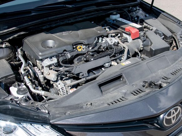 2022 Toyota Camry VIII (XV70) Рестайлинг, коричневый, 5600000 рублей - вид 24