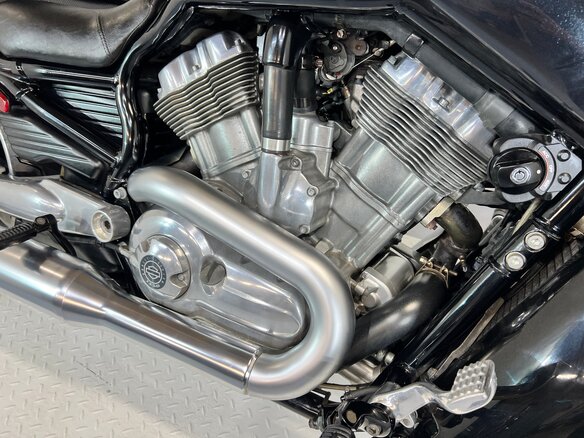 2012 Harley-Davidson V-Rod Muscle, чёрный, 940000 рублей - вид 17