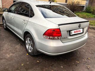 2013 Volkswagen Polo V, серебристый, 630000 рублей, вид 3