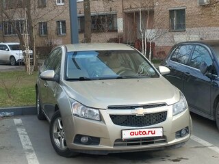 2010 Chevrolet Cruze I, бежевый, 650000 рублей, вид 3