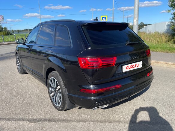 2017 Audi Q7 II (4M), чёрный, 4250000 рублей - вид 4
