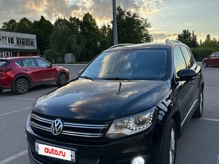 2011 Volkswagen Tiguan I Рестайлинг, чёрный, 1370000 рублей, вид 2