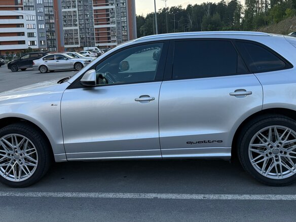 2009 Audi Q5 I (8R), серый, 1490000 рублей - вид 1