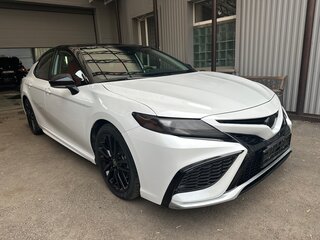 2021 Toyota Camry US Market VIII (XV70) Рестайлинг, белый, 2900000 рублей, вид 2