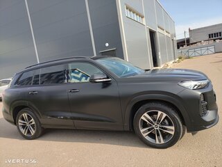 2023 Audi Q6 45 TFSI, чёрный, 6000000 рублей, вид 3