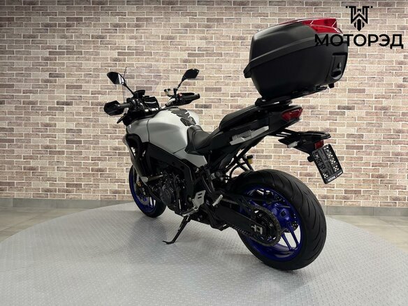 2023 Yamaha MT-09 Tracer (FJ-09), чёрный, 1295000 рублей - вид 3
