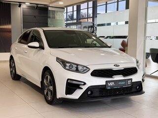 2021 Kia Cerato IV, белый, 1585000 рублей, вид 3