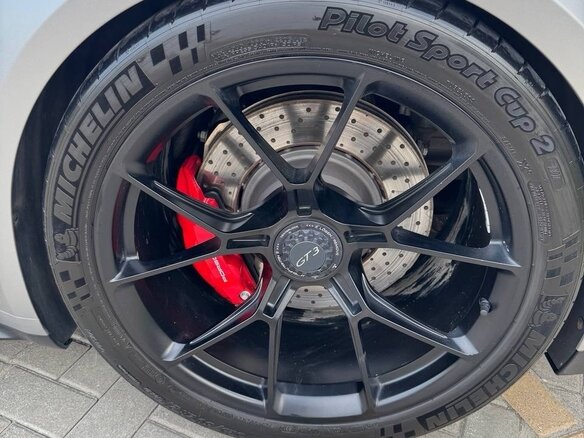 2021 Porsche 911 GT3 992, серый, 20000000 рублей - вид 17