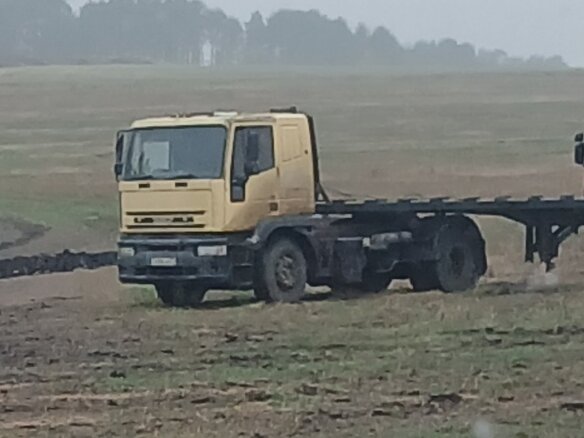 1995 Iveco EuroTech, жёлтый, 400000 рублей - вид 5