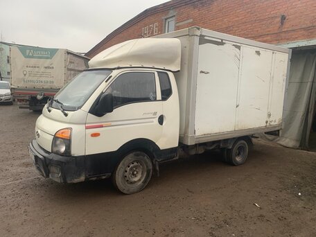 2012 Hyundai Porter II, белый, 1000000 рублей, вид 1