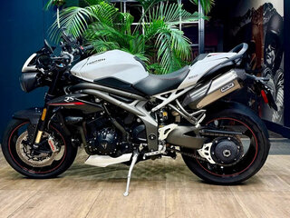 Triumph Street Triple