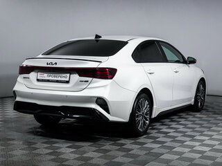 2022 Kia Cerato IV Рестайлинг, белый, 2070000 рублей, вид 5