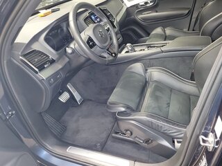 2021 Volvo XC90 B5 II Рестайлинг 1, синий, 5700000 рублей, вид 4