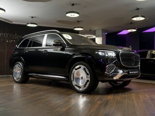2024 Mercedes-Benz Maybach GLS 600 I Рестайлинг, чёрный, 32000000 рублей, вид 2