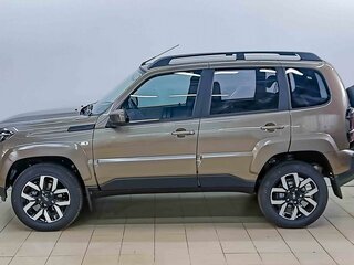 2026 Lada (ВАЗ) Niva Travel I Рестайлинг, коричневый, 1623000 рублей, вид 3