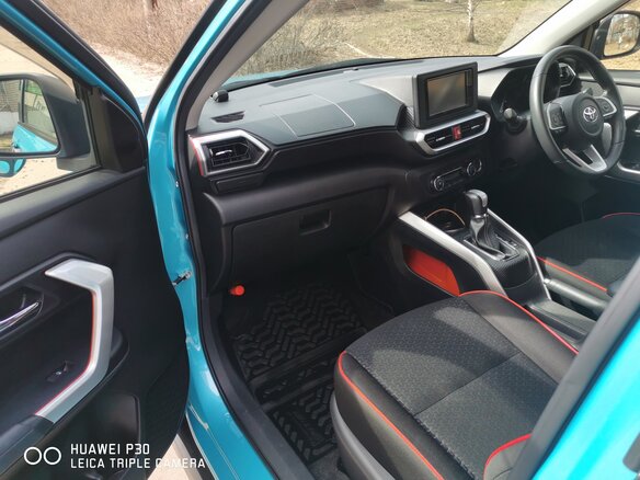 2020 Toyota Raize I, синий, 1720000 рублей - вид 12