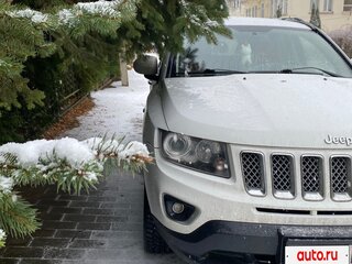2014 Jeep Compass I Рестайлинг 2, белый, 900000 рублей, вид 2