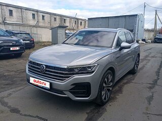 2021 Volkswagen Touareg III, серый, 5130000 рублей, вид 1
