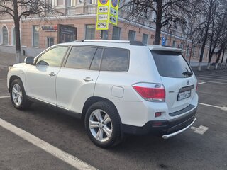 2011 Toyota Highlander II (XU40) Рестайлинг, белый, 2400000 рублей, вид 5