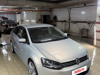 2012 Volkswagen Polo V, серебристый, 800000 рублей, вид 2