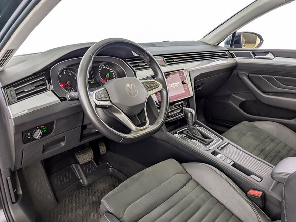 2021 Volkswagen Passat B8 Рестайлинг, чёрный, 2245000 рублей - вид 16