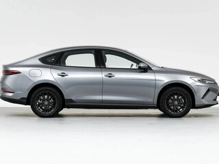 2026 BYD Qin Plus EV 510 I Рестайлинг, серебристый, 1950000 рублей, вид 3