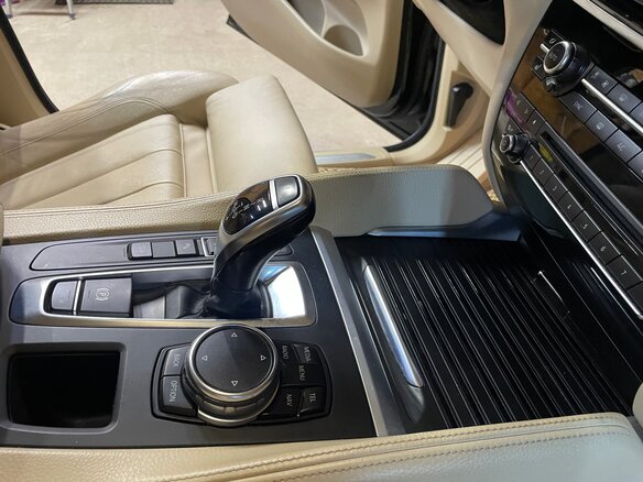 2016 BMW X6 30d II (F16), чёрный, 3100000 рублей - вид 14