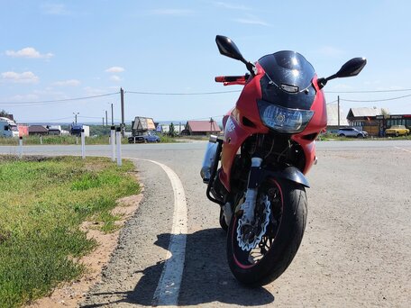 1998 Honda VTR 1000, красный, 280000 рублей, вид 3