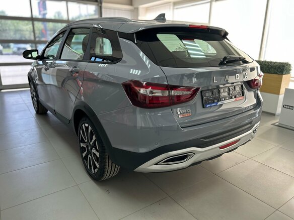 2026 Lada (ВАЗ) Vesta SW Cross I Рестайлинг (NG), серый - вид 4