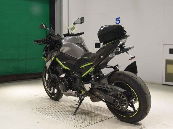 2019 Kawasaki Z 900, чёрный, 820000 рублей - вид 5
