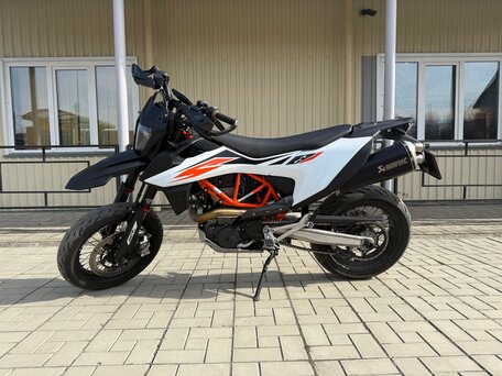 2019 KTM 690 SMC R, чёрный, 850000 рублей, вид 2