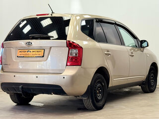 2008 Kia Carens II (UN), бежевый, 450000 рублей, вид 4