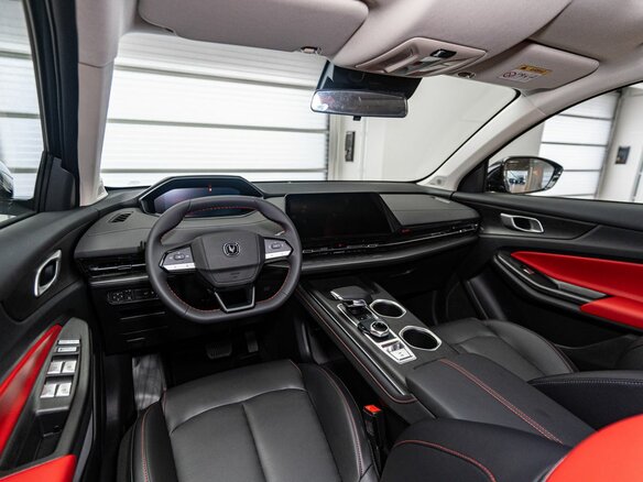 2024 Changan UNI-S I, серый, 3099900 рублей - вид 11