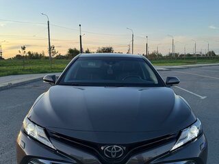 2020 Toyota Camry VIII (XV70), коричневый, 3000000 рублей, вид 3