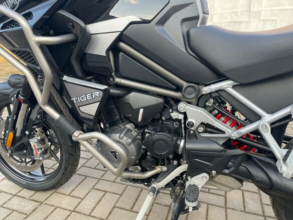 2023 Triumph Tiger 1200, серый - вид 19