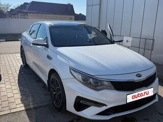 2019 Kia Optima IV Рестайлинг, белый, 1650000 рублей, вид 5