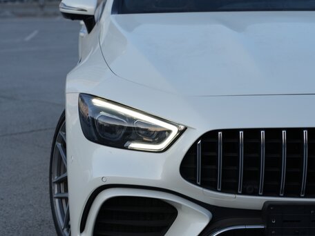 2021 Mercedes-Benz AMG GT 4-Door Coupe 63 S I, белый, 13700000 рублей, вид 3