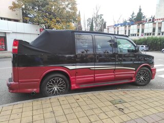 2008 Chevrolet Express II, чёрный, 3200000 рублей, вид 2