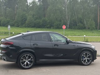 2021 BMW X6 40i III (G06), чёрный, 11600000 рублей, вид 3