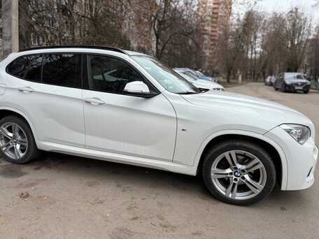2014 BMW X1 20d I (E84) Рестайлинг, белый, 2099000 рублей, вид 3
