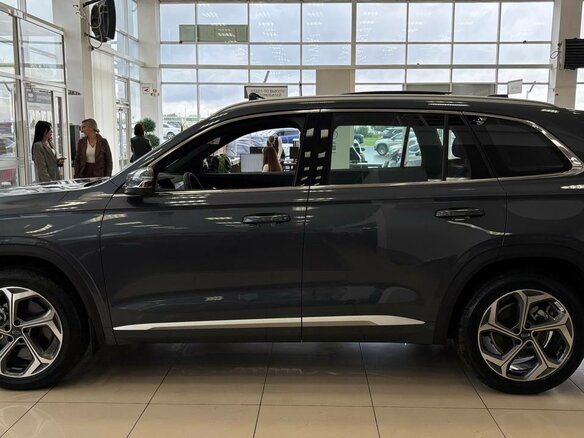 2026 Geely Monjaro I, серый, 4238990 рублей - вид 6