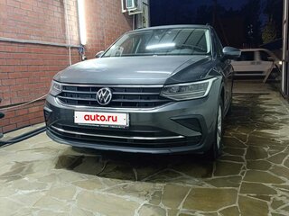 2021 Volkswagen Tiguan II Рестайлинг, серый, 2850000 рублей, вид 2